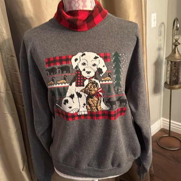 Vintage holiday sweatshirt with puppy, and kitten bears and moose - Picture 2 of 4